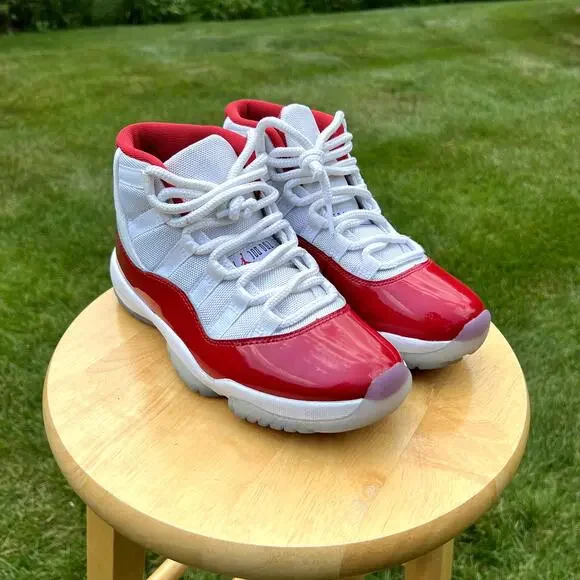 Nike Air Jordan 11 Retro Cherry Men\'s Shoes - Size 5.5 - Ships Now Nike Air Jordan 11 Cherry Red White Retro Classic Men main image 3